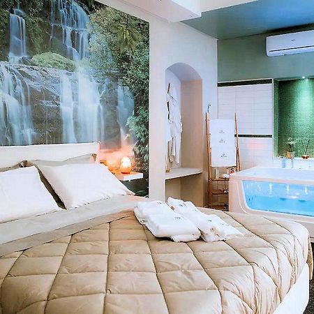 Le Coccole Luxury Suite Sannicandro di Bari Luaran gambar
