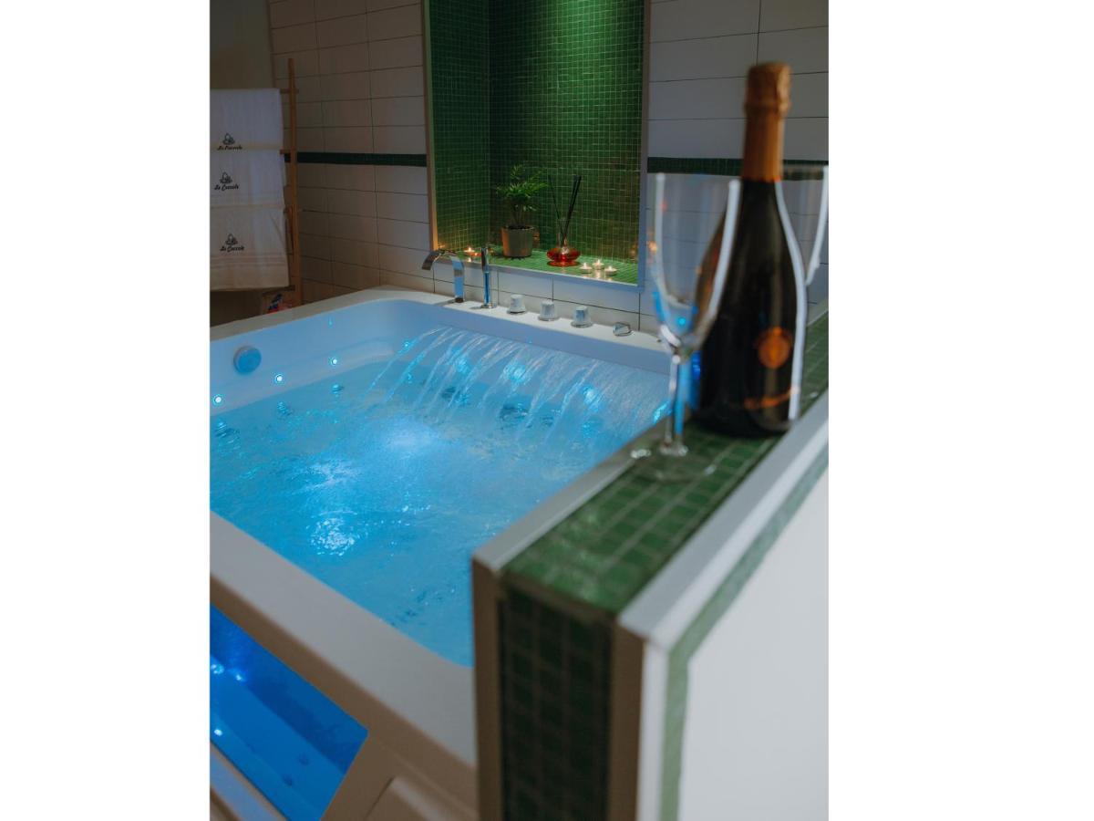 Le Coccole Luxury Suite Sannicandro di Bari Luaran gambar